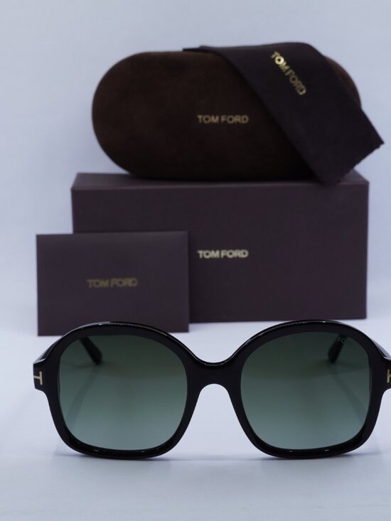 Tom Ford Hanley FT1034 01B Square Sunglasses - Shiny Black / Smoke Gradient main image 8